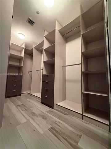 2900 NE 7th Ave 1205, Miami, FL 33137