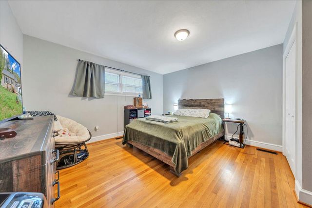 1944 Burma RD, Salem, VA 24153
