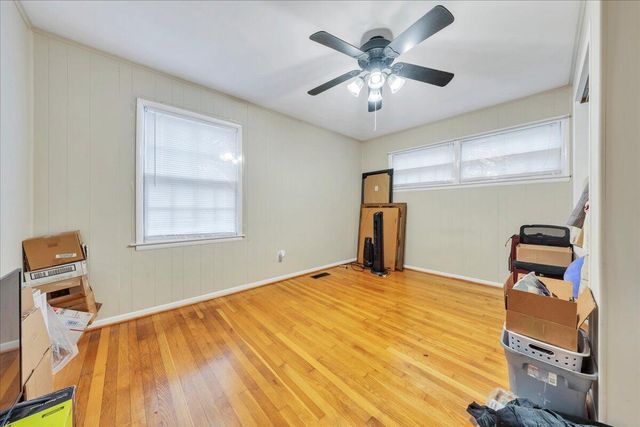 1944 Burma RD, Salem, VA 24153