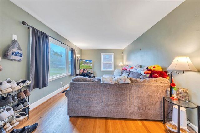 1944 Burma RD, Salem, VA 24153