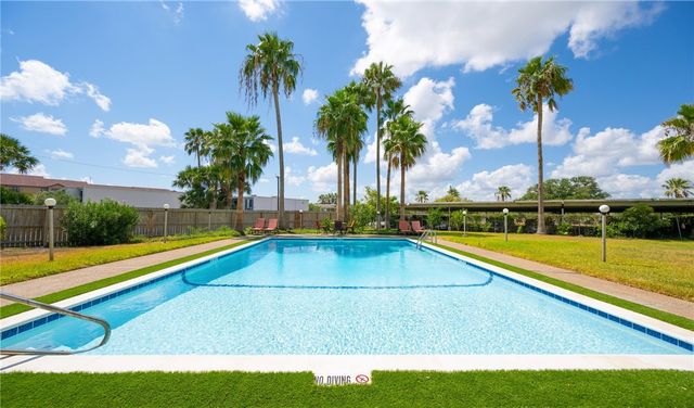 4600 Ocean Dr 206, Corpus Christi, TX 78412