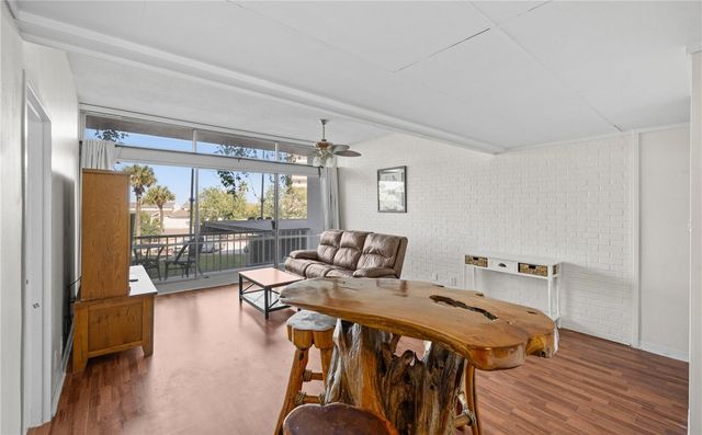 4600 Ocean Dr 206, Corpus Christi, TX 78412