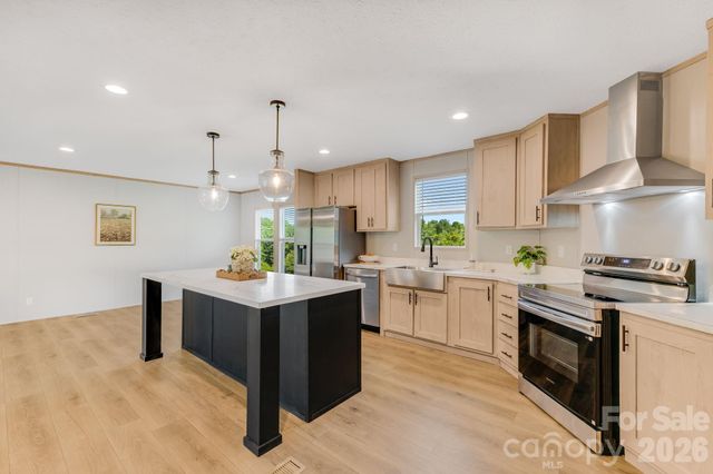 817 Jupiter Road, Weaverville, NC 28787
