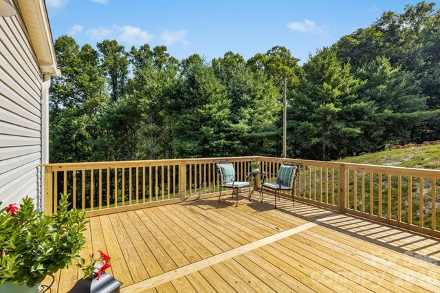 817 Jupiter Road, Weaverville, NC 28787