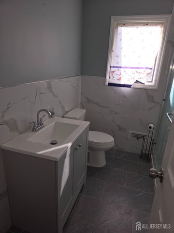 5200 Emerson Street, Piscataway, NJ 08854