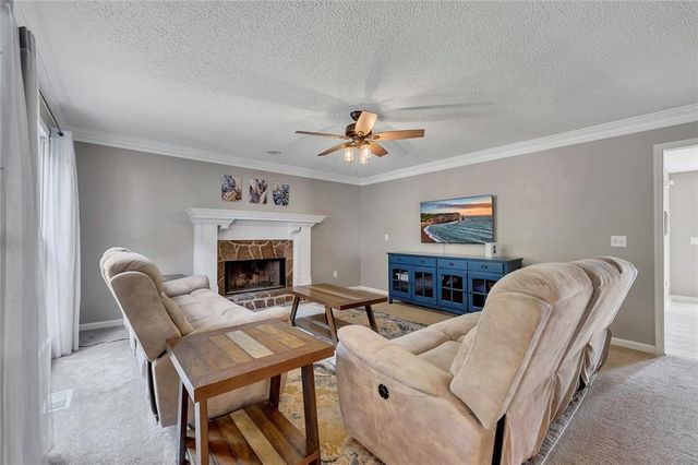 35 Westgate Drive SW, Cartersville, GA 30120