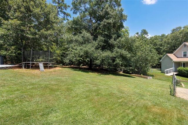 35 Westgate Drive SW, Cartersville, GA 30120