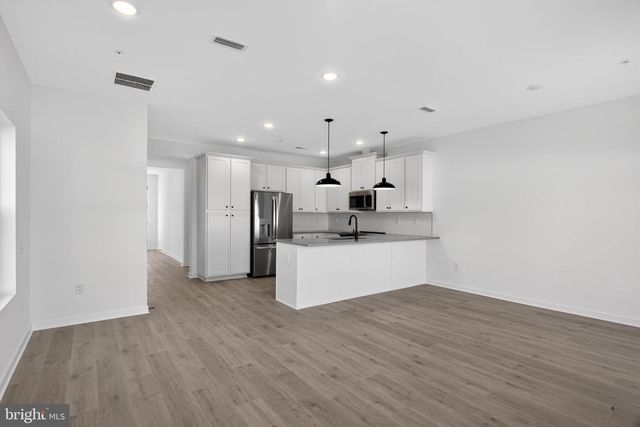 246 CLEMENT LOOP, Salisbury, MD 21804