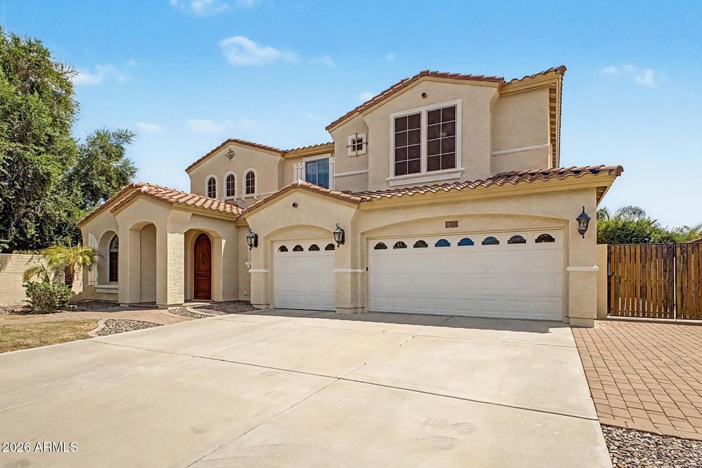 10905 E REGINALD Avenue, Mesa, AZ 85212 — photo 2