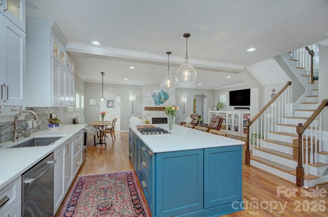 1825 Lombardy Circle, Charlotte, NC 28203