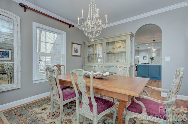 1825 Lombardy Circle, Charlotte, NC 28203