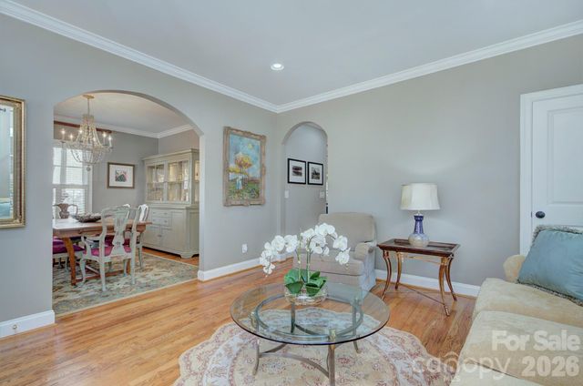 1825 Lombardy Circle, Charlotte, NC 28203