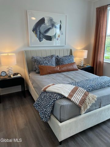 580 Columbia Turnpike 208, East Greenbush, NY 12061