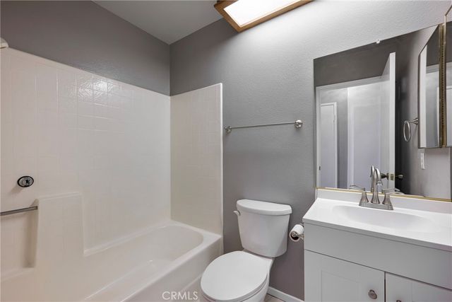 9330 Westeria, Bloomington, CA 92316