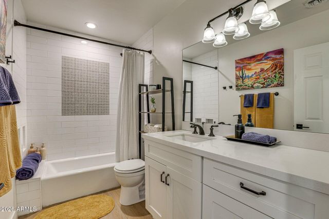8542 E SUNNYSIDE Drive, Scottsdale, AZ 85260