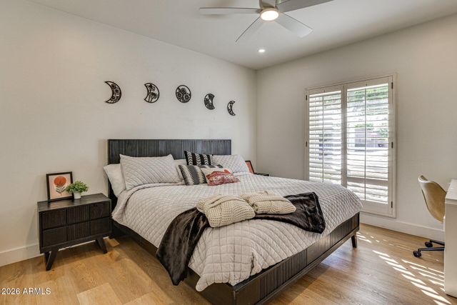 8542 E SUNNYSIDE Drive, Scottsdale, AZ 85260