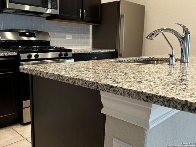 13420 SENDERO ROBLE, San Antonio, TX 78253