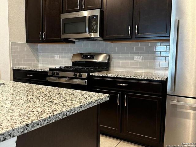 13420 SENDERO ROBLE, San Antonio, TX 78253