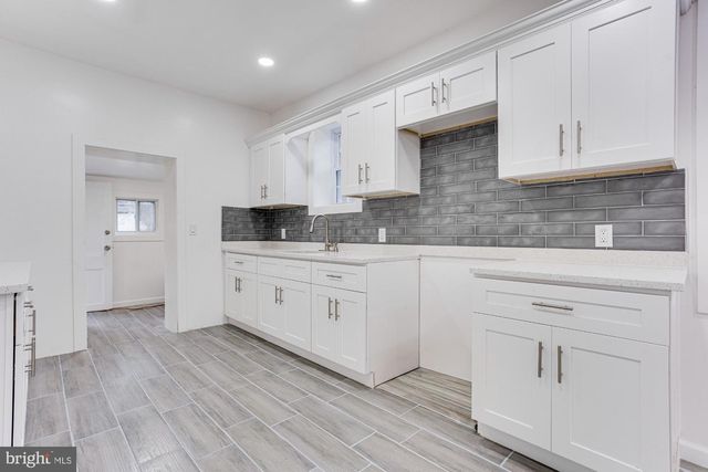 4111 N 8TH ST, Philadelphia, PA 19140