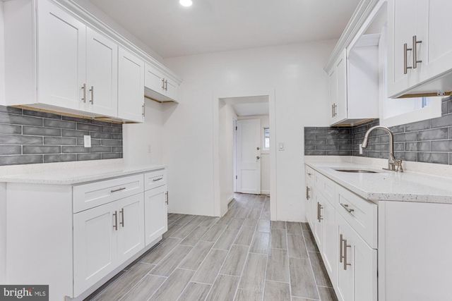 4111 N 8TH ST, Philadelphia, PA 19140