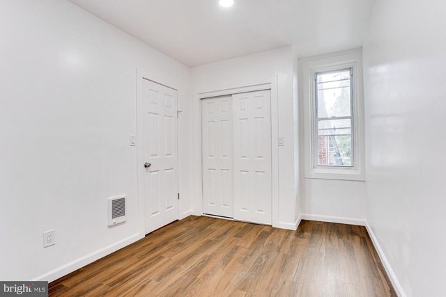 4111 N 8TH ST, Philadelphia, PA 19140