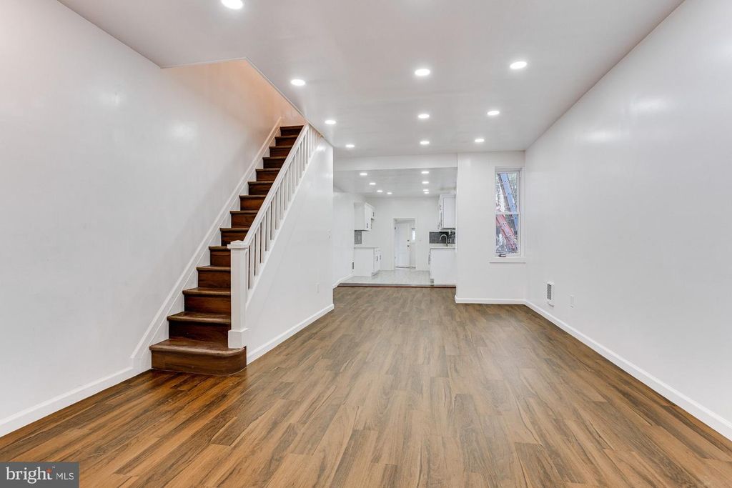 4111 N 8TH ST, Philadelphia, PA 19140 — photo 4