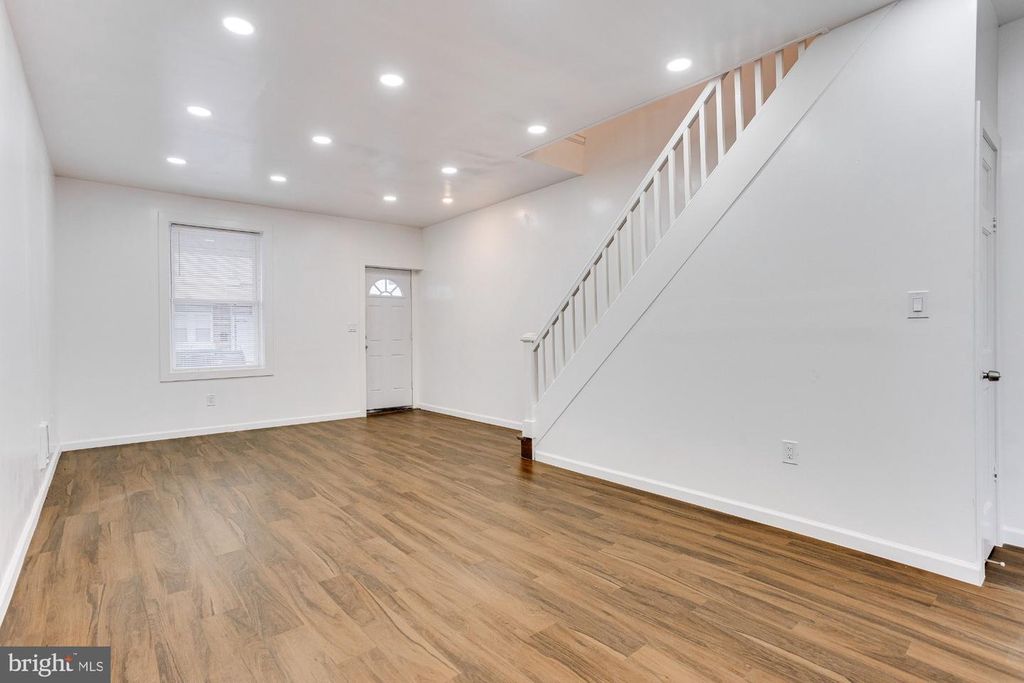 4111 N 8TH ST, Philadelphia, PA 19140 — photo 5