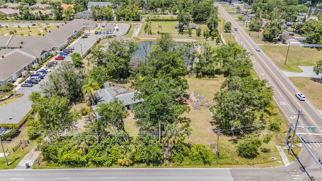 18950 SUNLAKE BOULEVARD, Lutz, FL 33558