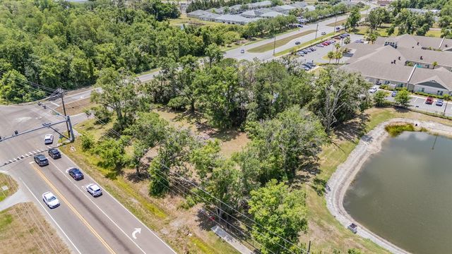 18950 SUNLAKE BOULEVARD, Lutz, FL 33558