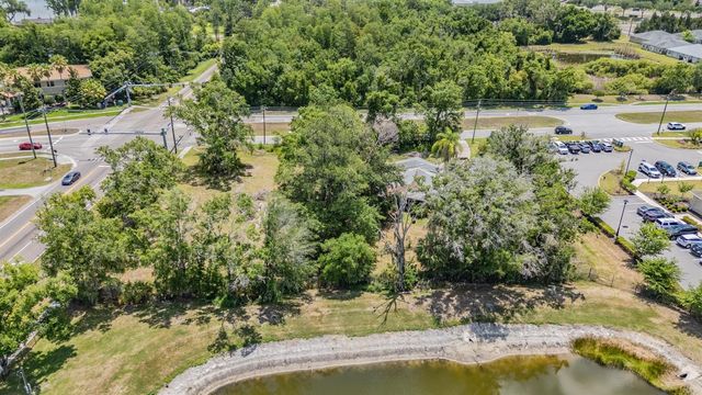 18950 SUNLAKE BOULEVARD, Lutz, FL 33558