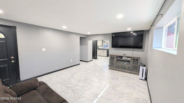 4319 S 16th Avenue, Tucson, AZ 85714