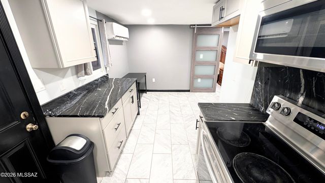 4319 S 16th Avenue, Tucson, AZ 85714