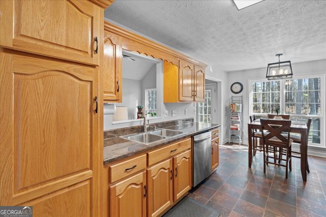 3051 Lakeview Parkway, Villa Rica, GA 30180