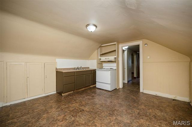 817 Abston Avenue, St Louis, MO 63135