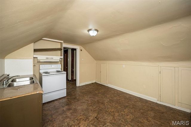 817 Abston Avenue, St Louis, MO 63135