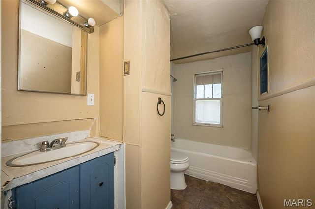 817 Abston Avenue, St Louis, MO 63135