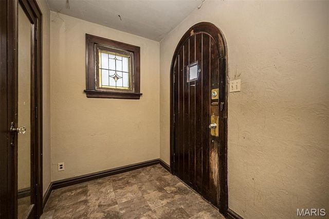817 Abston Avenue, St Louis, MO 63135