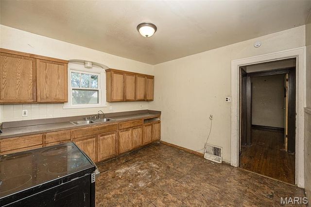 817 Abston Avenue, St Louis, MO 63135
