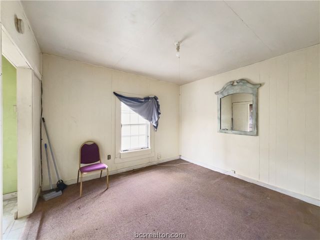 410 East 7th Street, Hearne, TX 77859