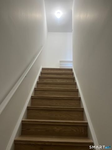 31 Stuart Avenue APT 12, Norwalk, CT 06850