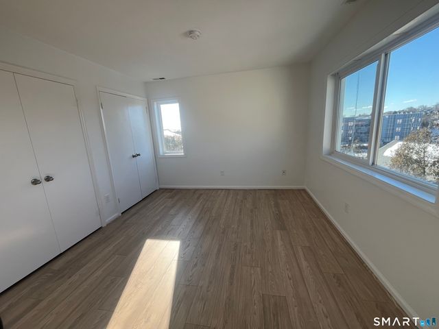 31 Stuart Avenue APT 12, Norwalk, CT 06850