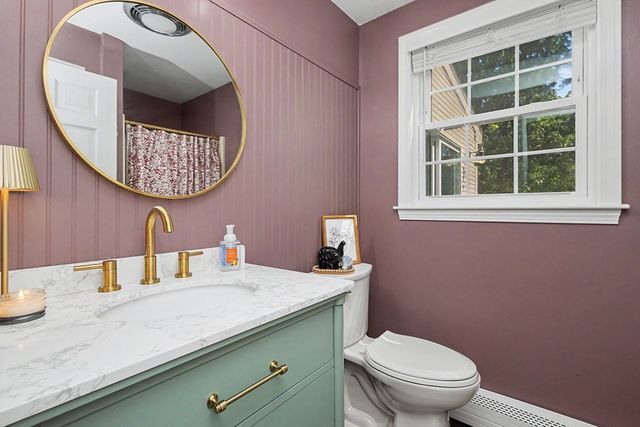 19 Short St, Franklin, MA 02038