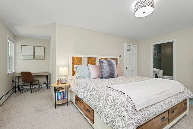 19 Short St, Franklin, MA 02038