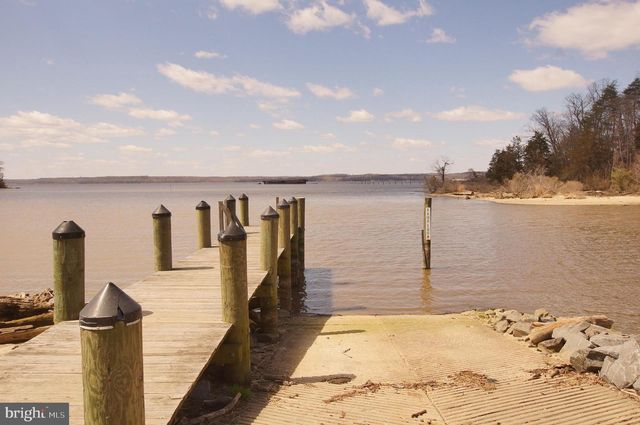 8965 RIVERSIDE RD, Nanjemoy, MD 20662