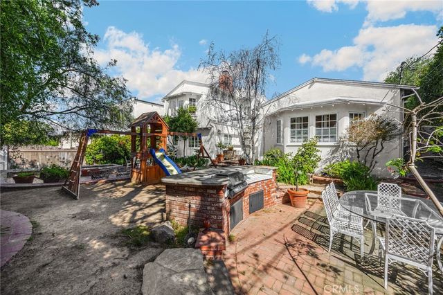 3301 Tilden Avenue, Los Angeles, CA 90034