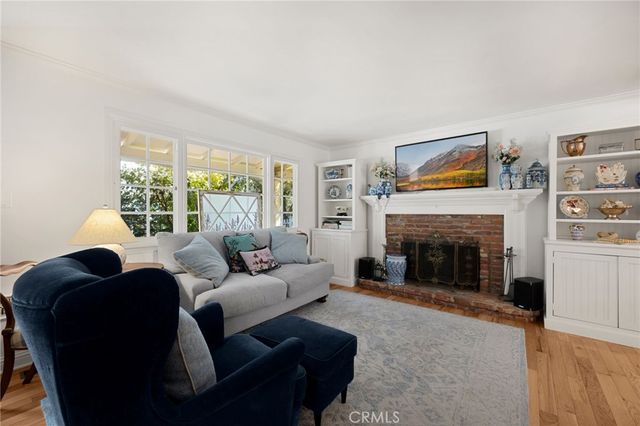 3301 Tilden Avenue, Los Angeles, CA 90034