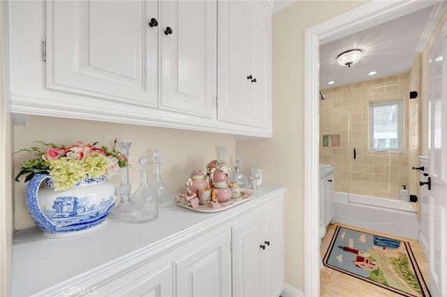 3301 Tilden Avenue, Los Angeles, CA 90034