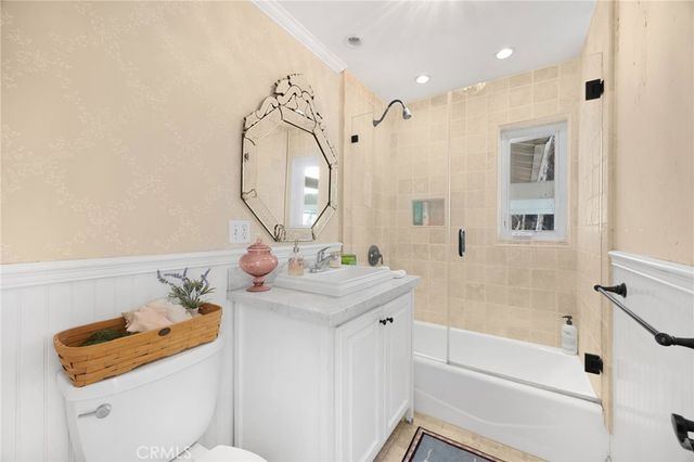 3301 Tilden Avenue, Los Angeles, CA 90034