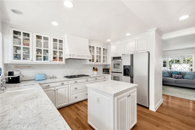 3301 Tilden Avenue, Los Angeles, CA 90034