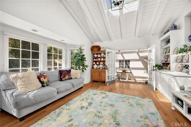 3301 Tilden Avenue, Los Angeles, CA 90034